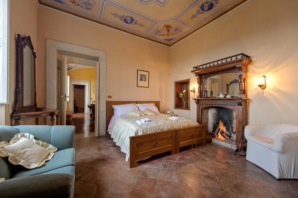 Tenuta Di Petriolo Guest House Torrita di Siena Exterior foto